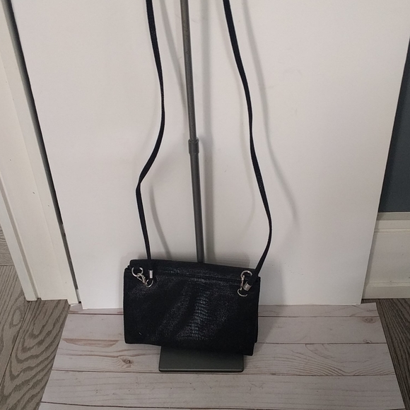 🌸 Black croosbody bag by BCBGenerstion🍀💓🌸 - Picture 6 of 9